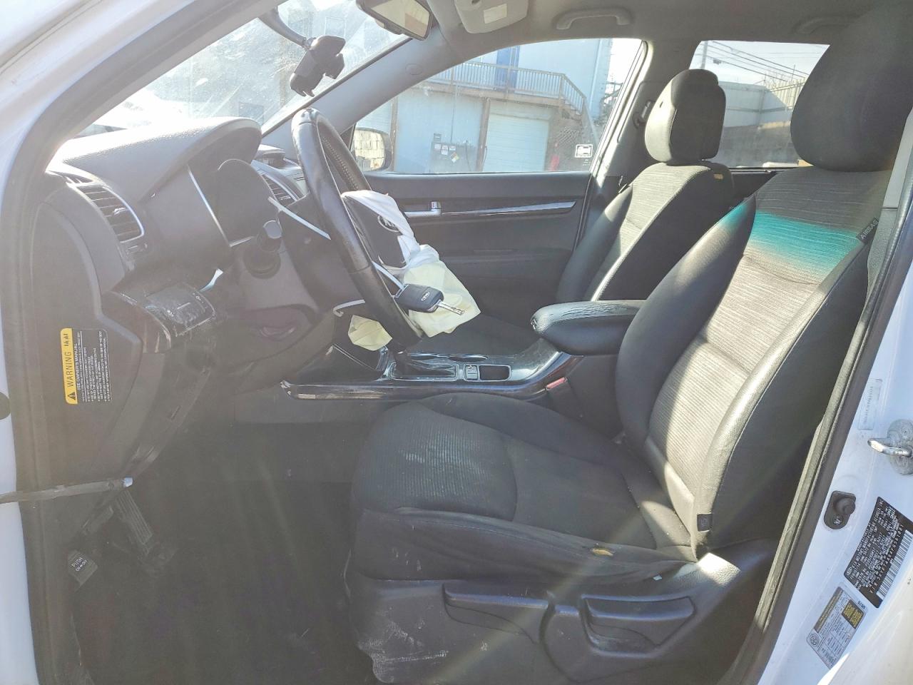 2015 KIA SORENTO LX photo 7