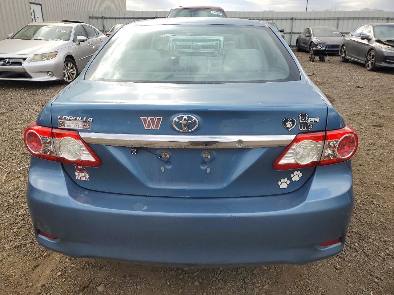2013 TOYOTA COROLLA BASE photo 6