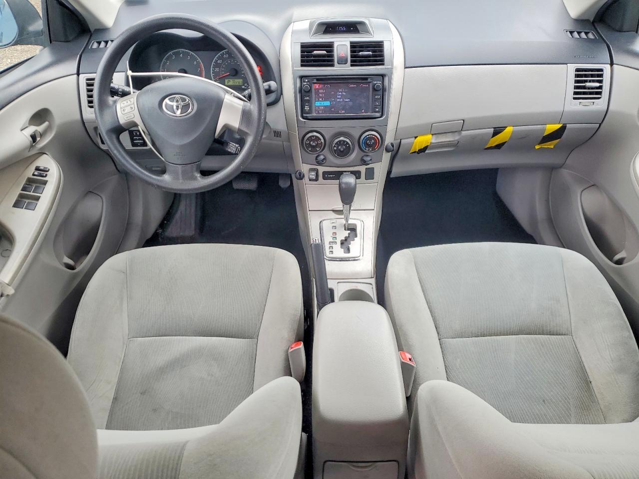 2013 TOYOTA COROLLA BASE photo 8