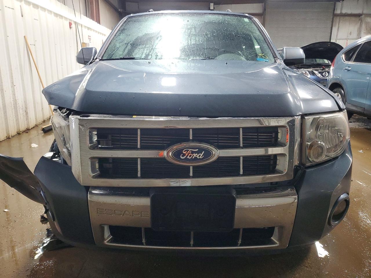 2011 FORD ESCAPE LIMITED photo 5