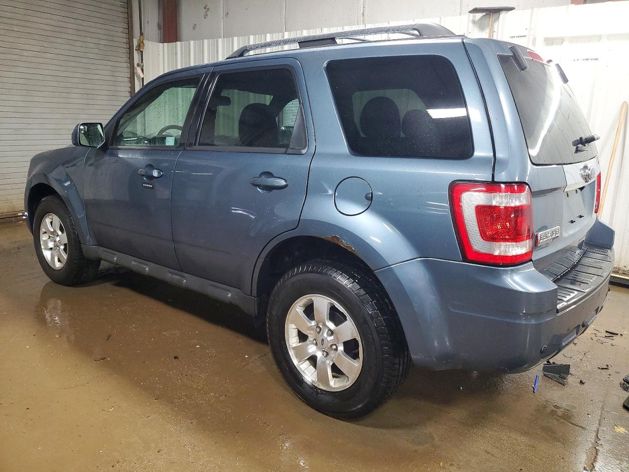 2011 FORD ESCAPE LIMITED photo 2