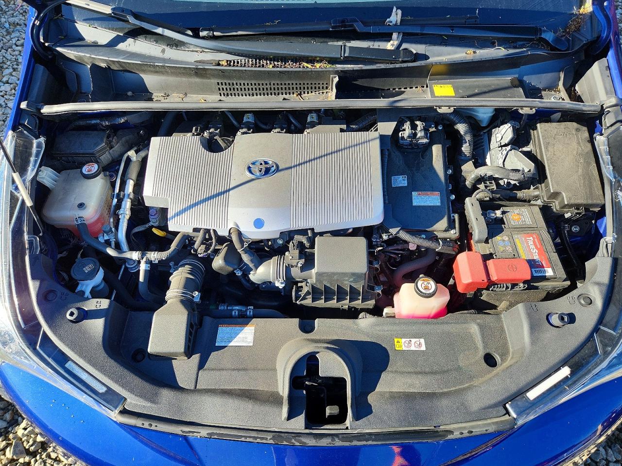 2017 TOYOTA PRIUS photo 11