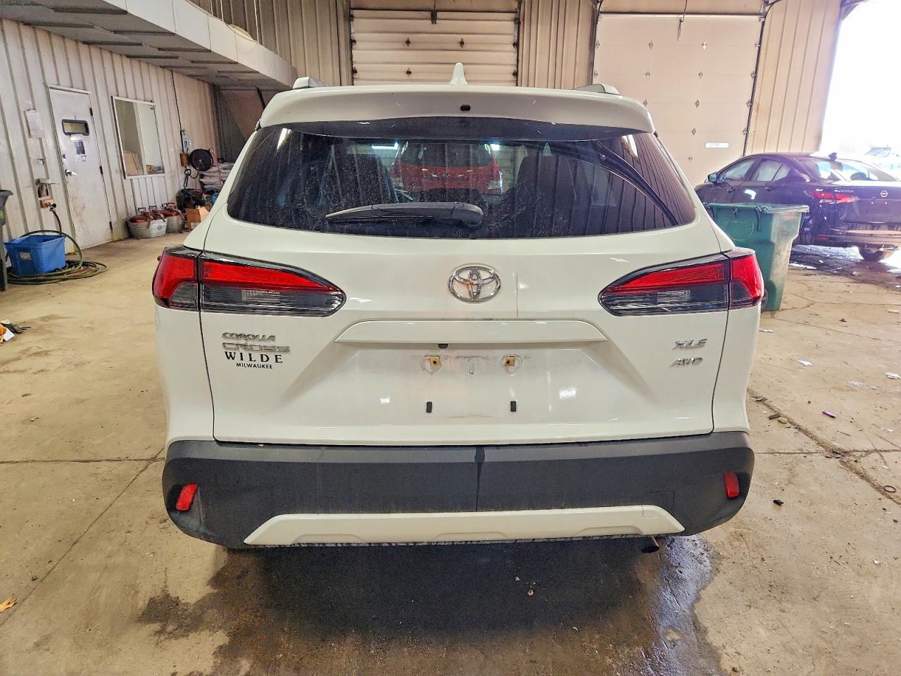 2022 TOYOTA COROLLA CROSS XLE photo 6