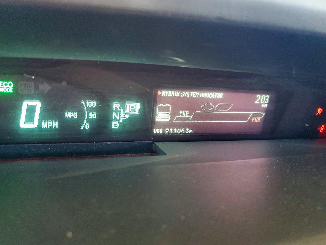 2010 TOYOTA PRIUS photo 9