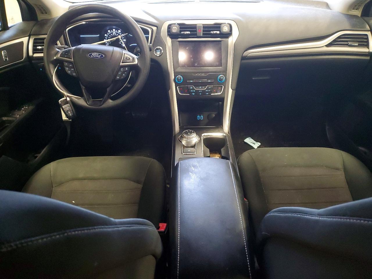 2020 FORD FUSION SE photo 15