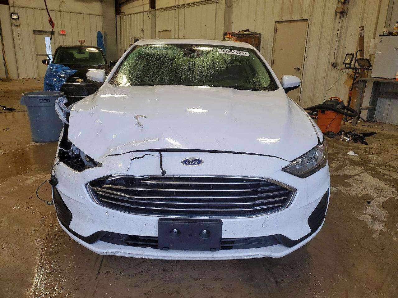 2020 FORD FUSION SE photo 9