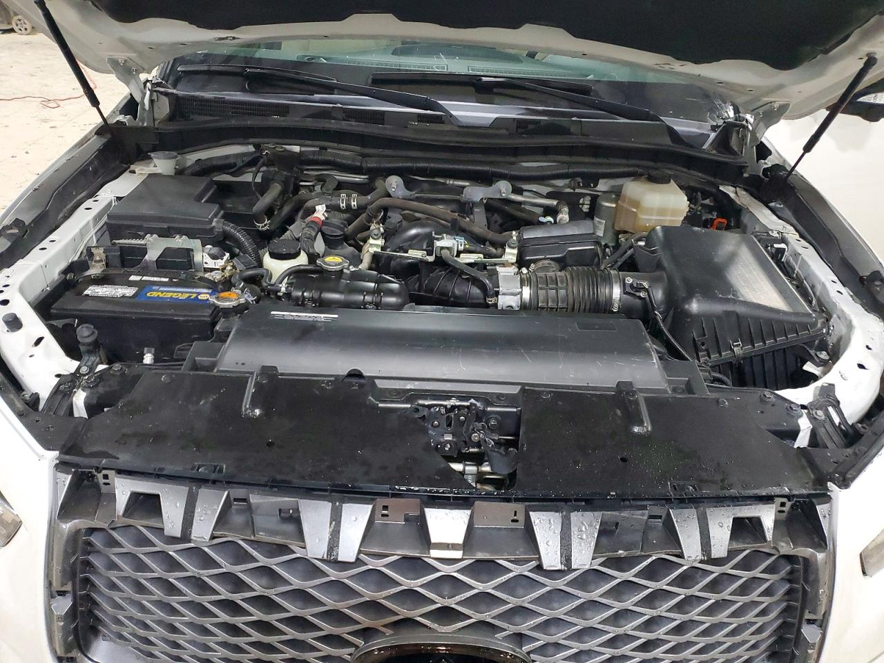2021 INFINITI QX80 LUXE photo 12