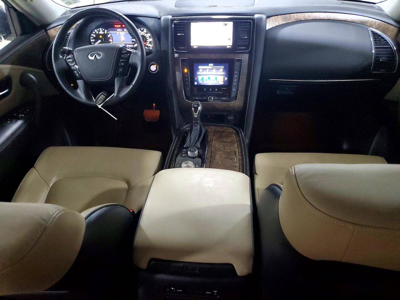 2021 INFINITI QX80 LUXE photo 8