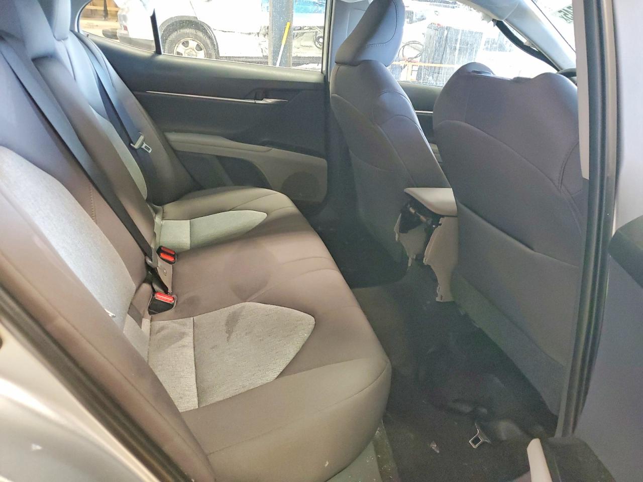 2019 TOYOTA CAMRY L photo 28