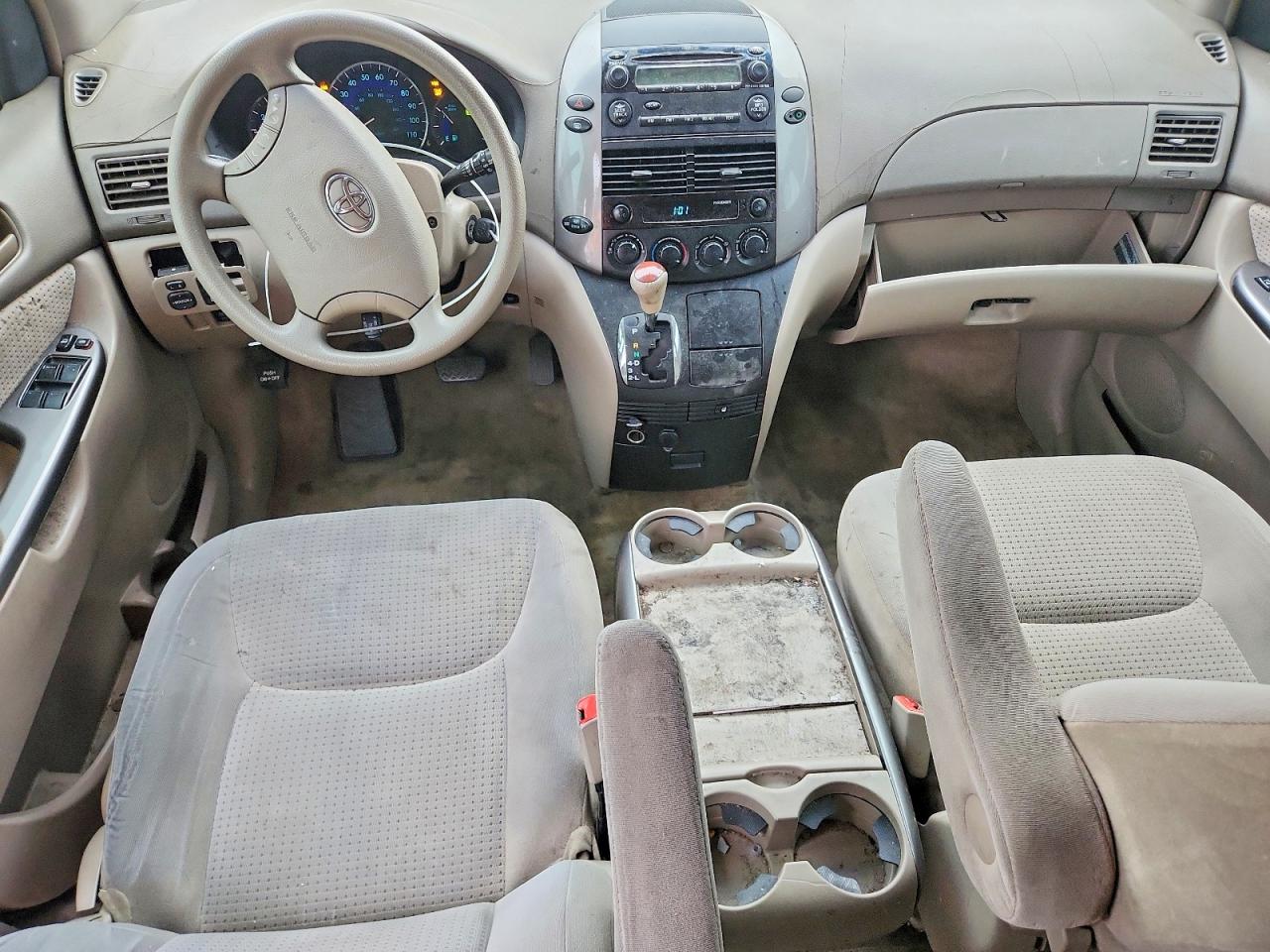 2006 TOYOTA SIENNA CE photo 15