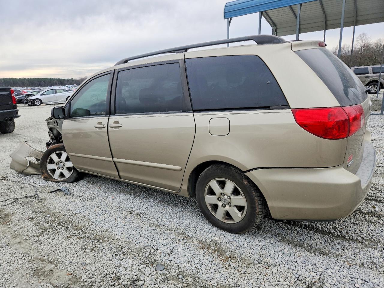 2006 TOYOTA SIENNA CE photo 3