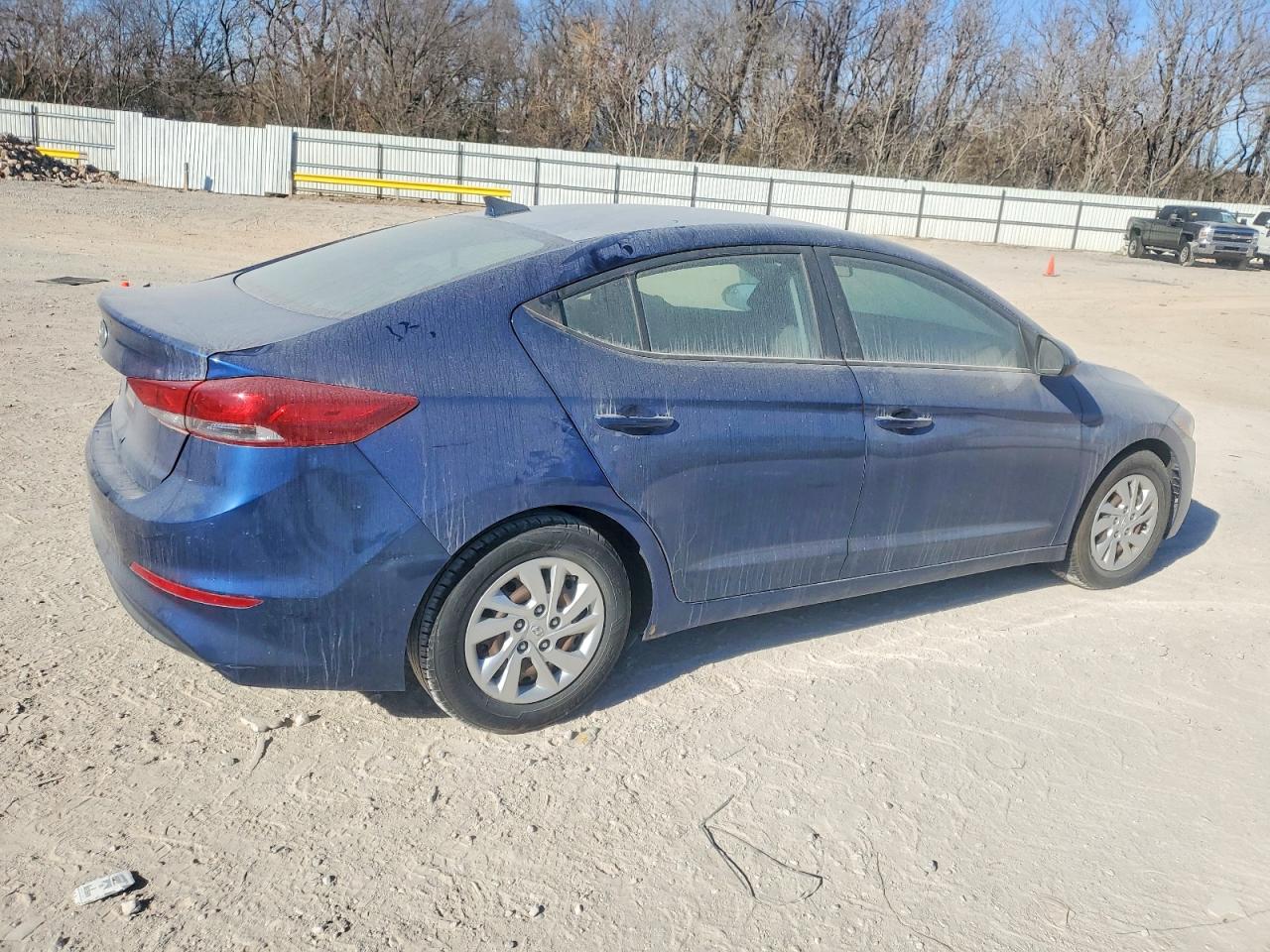2017 HYUNDAI ELANTRA SE photo 3