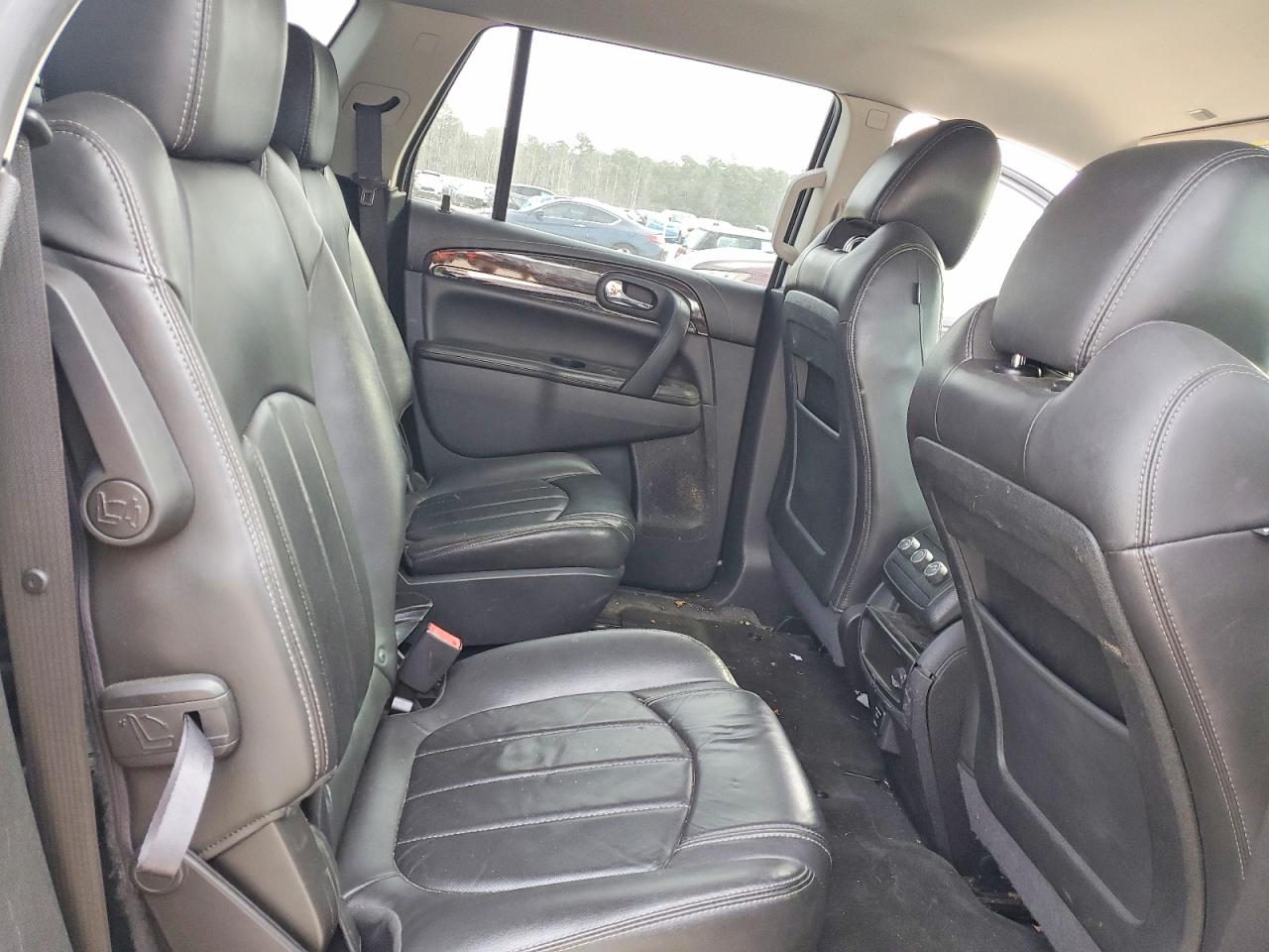 2016 BUICK ENCLAVE photo 11
