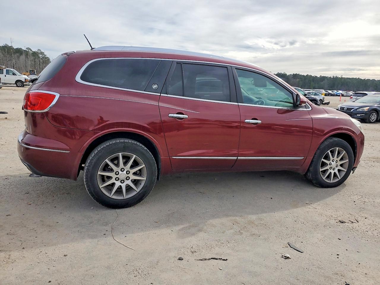 2016 BUICK ENCLAVE photo 3