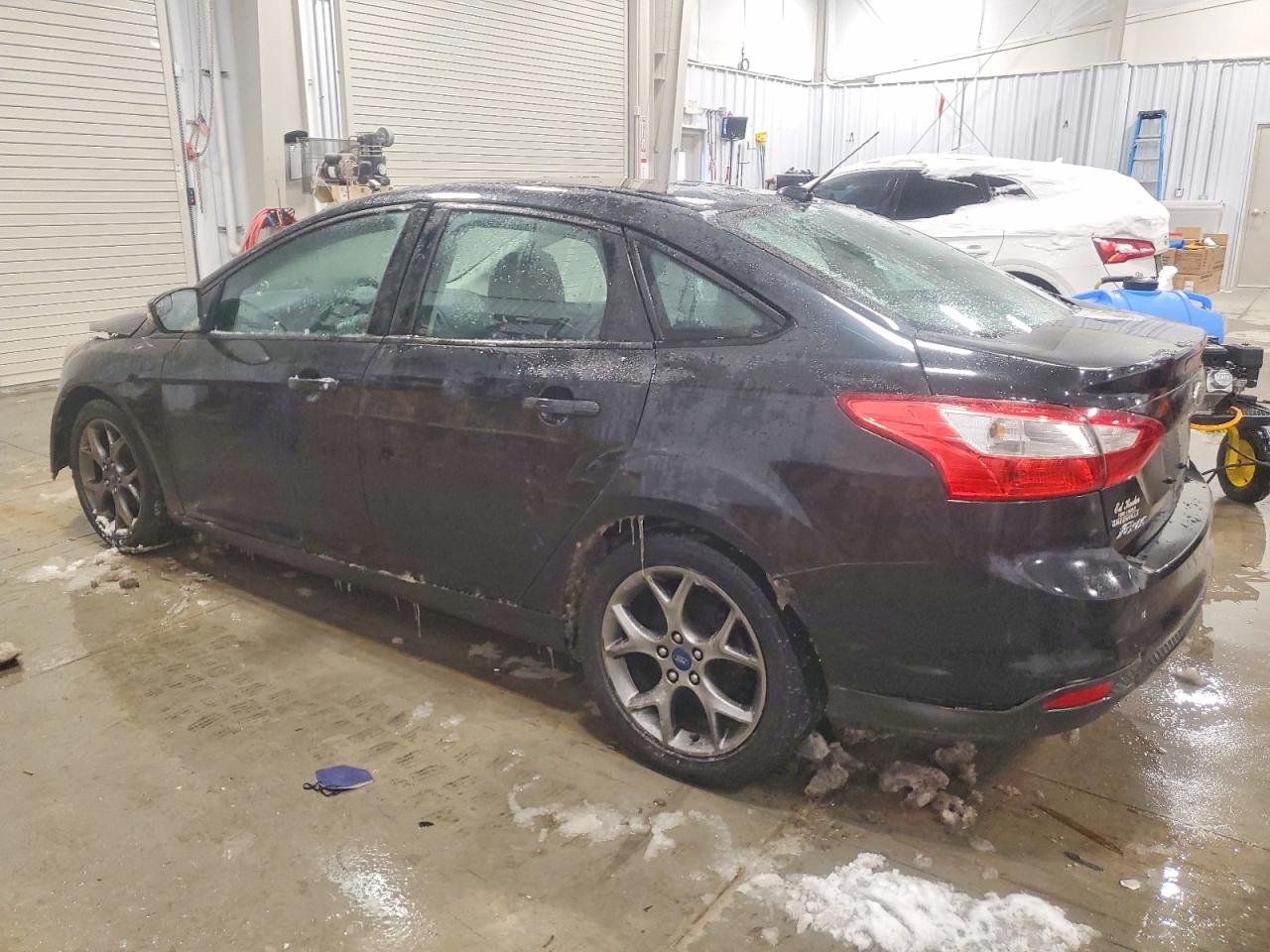 2013 FORD FOCUS SE photo 2