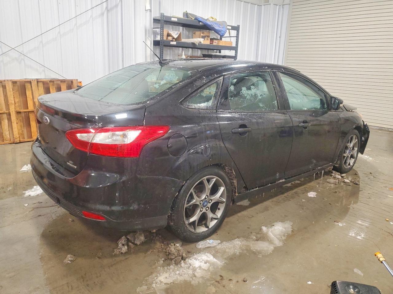 2013 FORD FOCUS SE photo 3