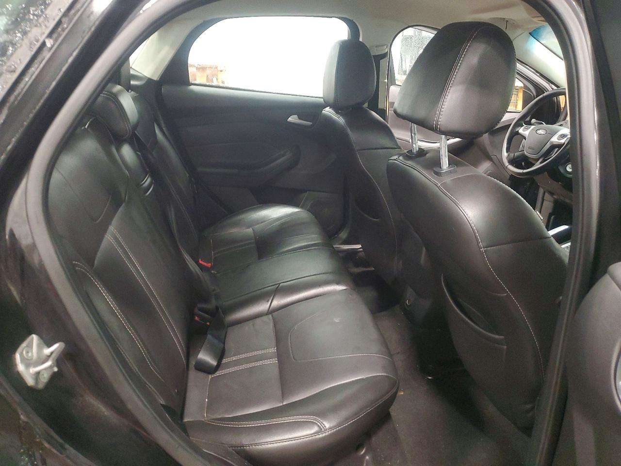 2013 FORD FOCUS SE photo 10