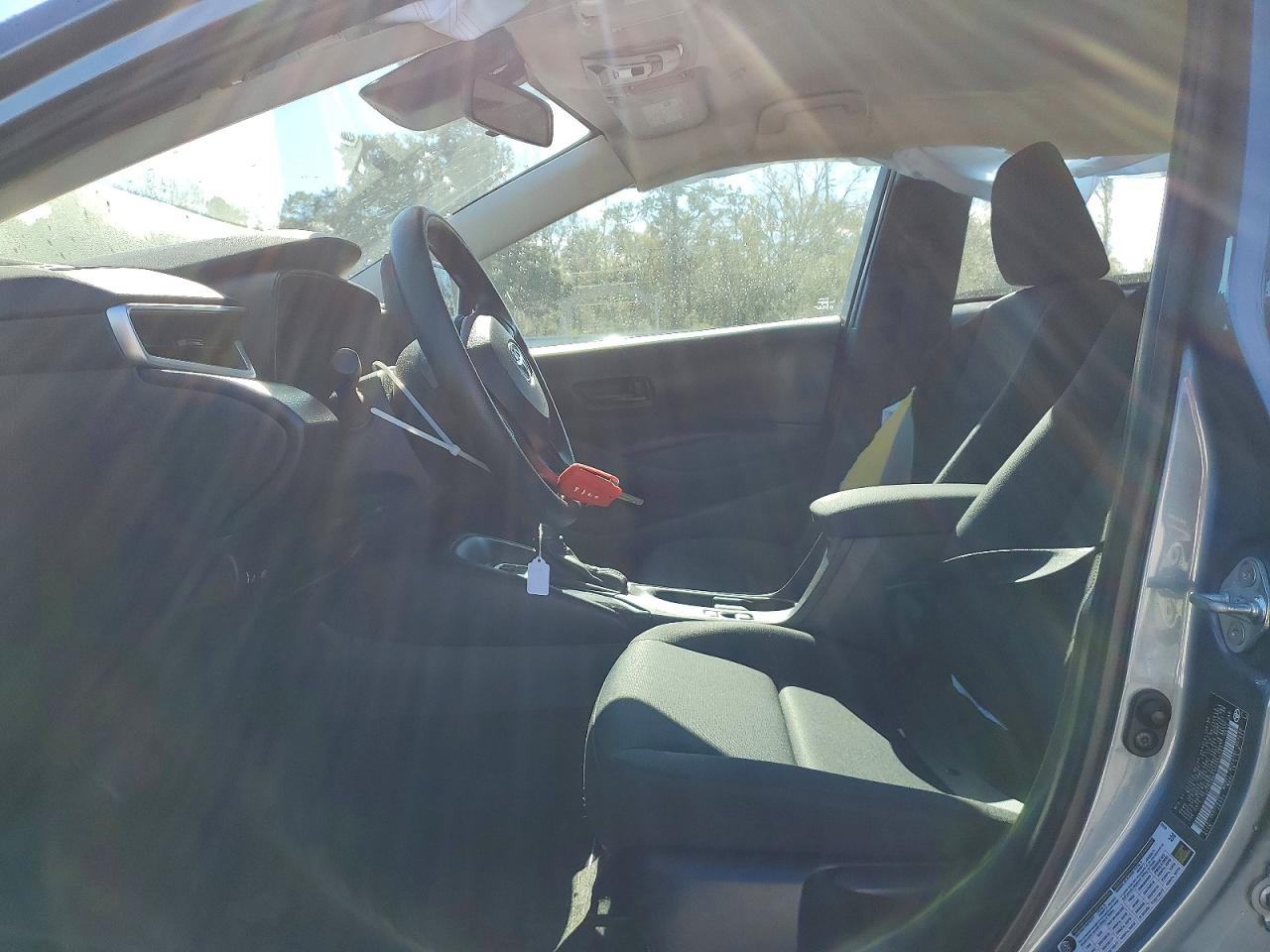 2023 TOYOTA COROLLA LE photo 13