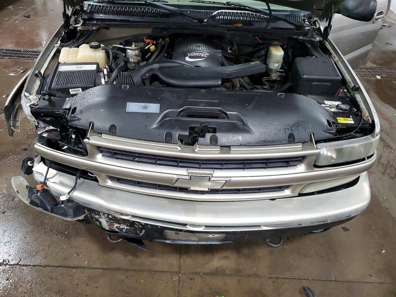 2002 CHEVROLET SUBURBAN K1500 photo 12