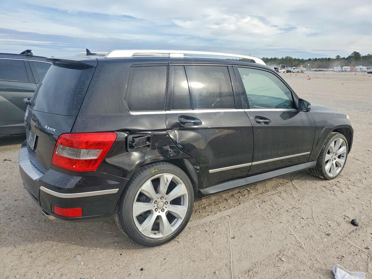 2010 MERCEDES-BENZ GLK 350 4MATIC photo 3