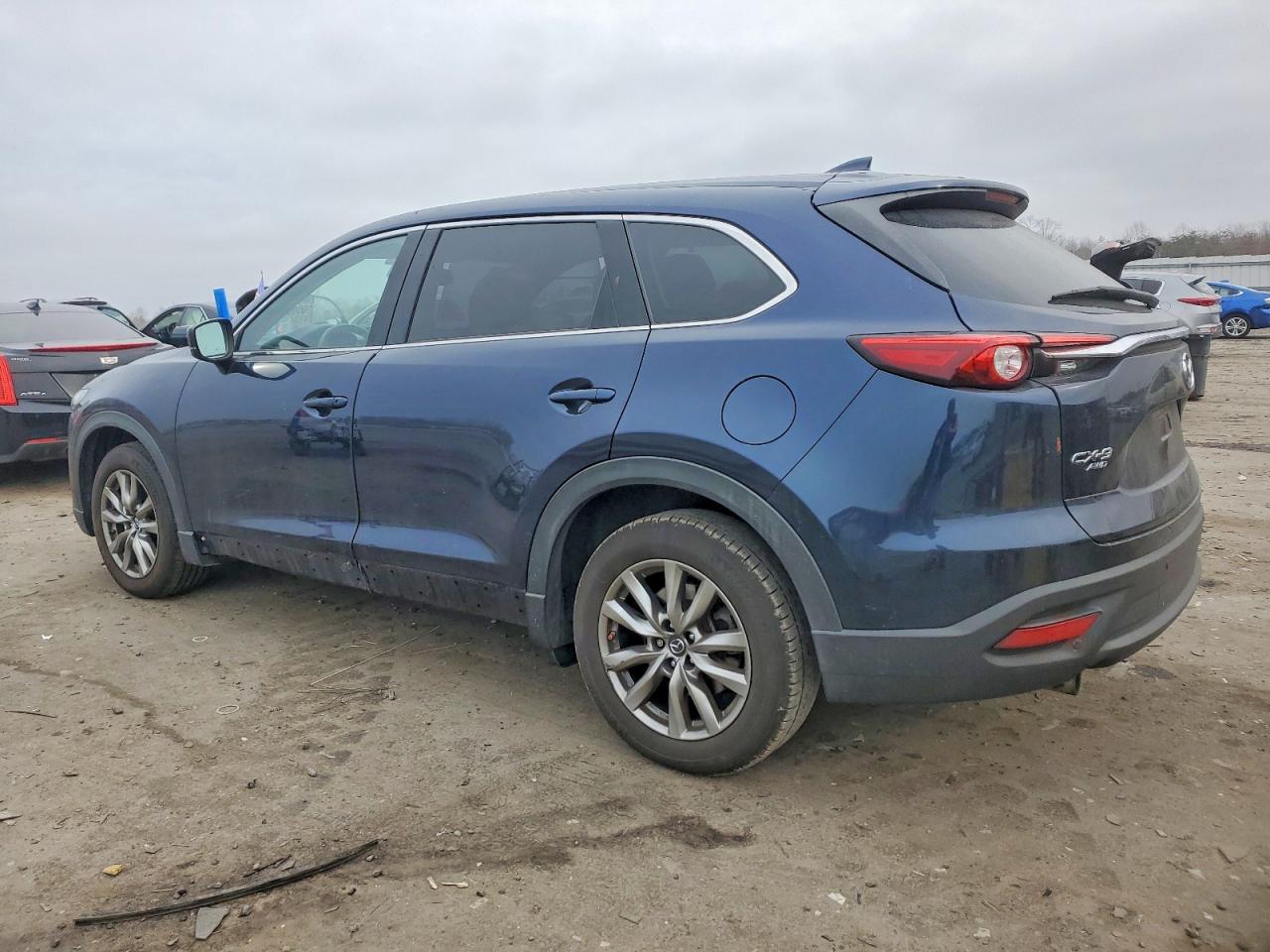 2018 MAZDA CX-9 TOURING photo 2
