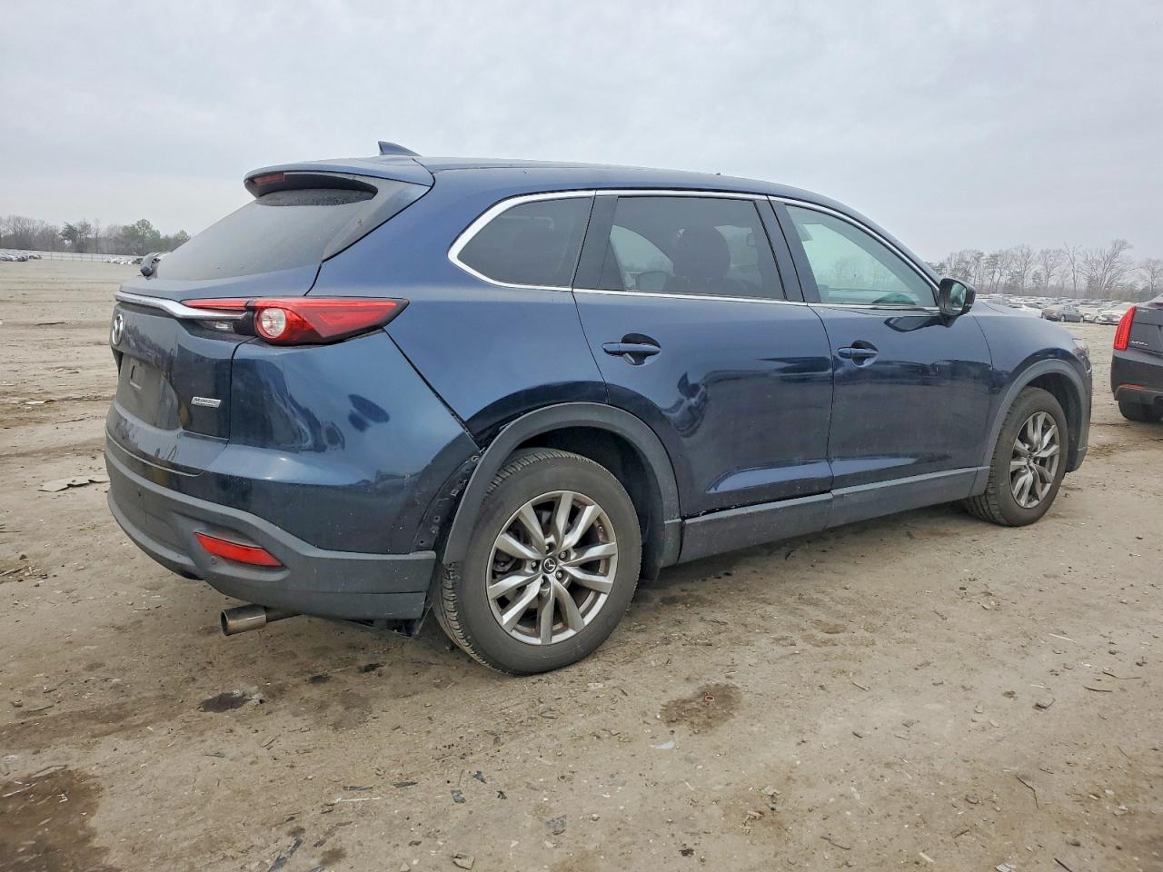 2018 MAZDA CX-9 TOURING photo 3