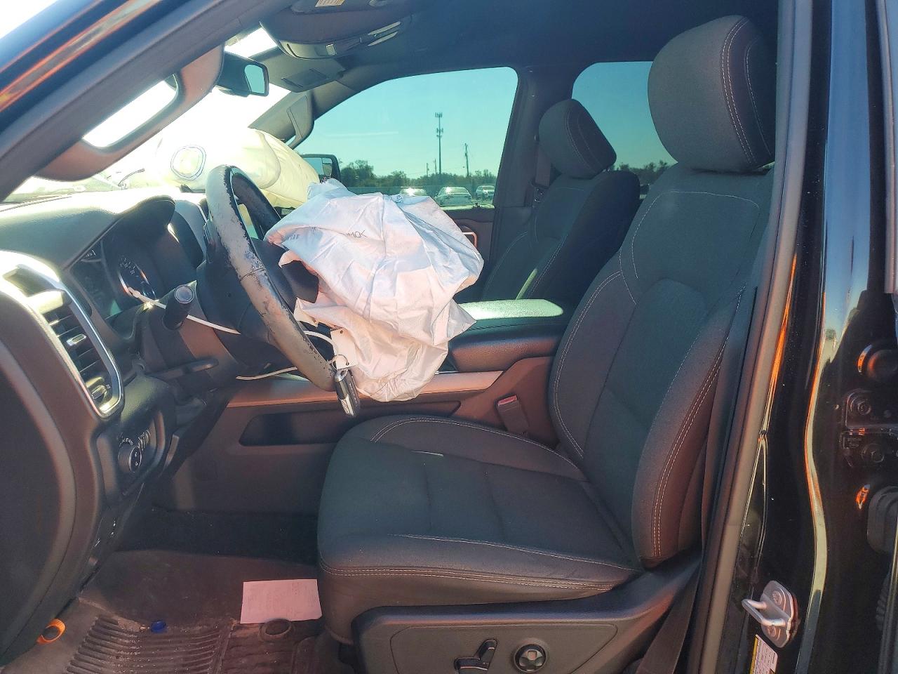 2019 RAM 1500 BIG HORN/LONE STAR photo 7