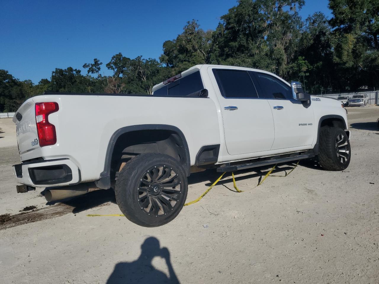 2020 CHEVROLET SILVERADO K2500 HIGH COUNTRY photo 3