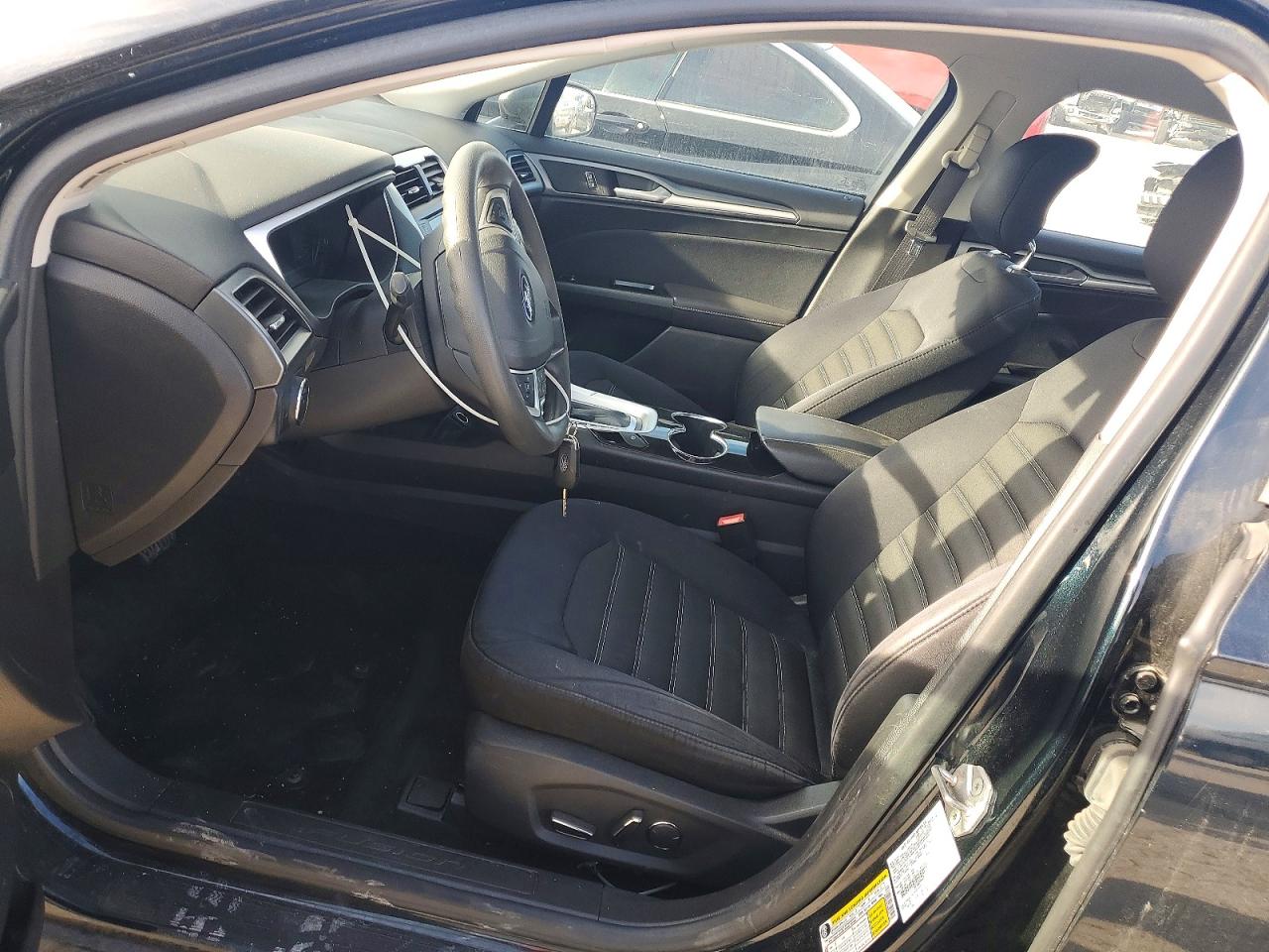 2014 FORD FUSION SE photo 7