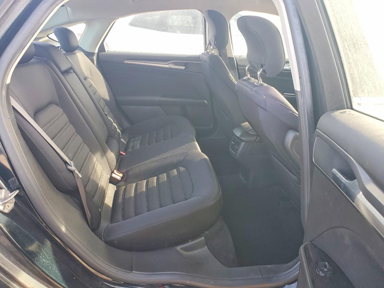 2014 FORD FUSION SE photo 10