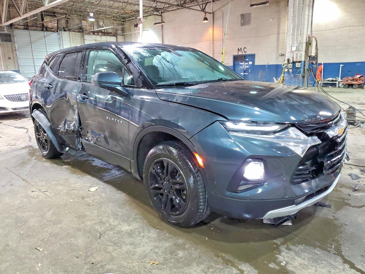 2020 CHEVROLET BLAZER 2LT photo 4