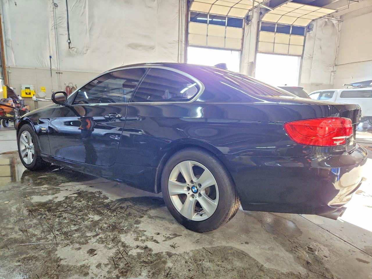 2011 BMW 328 XI SULEV photo 2