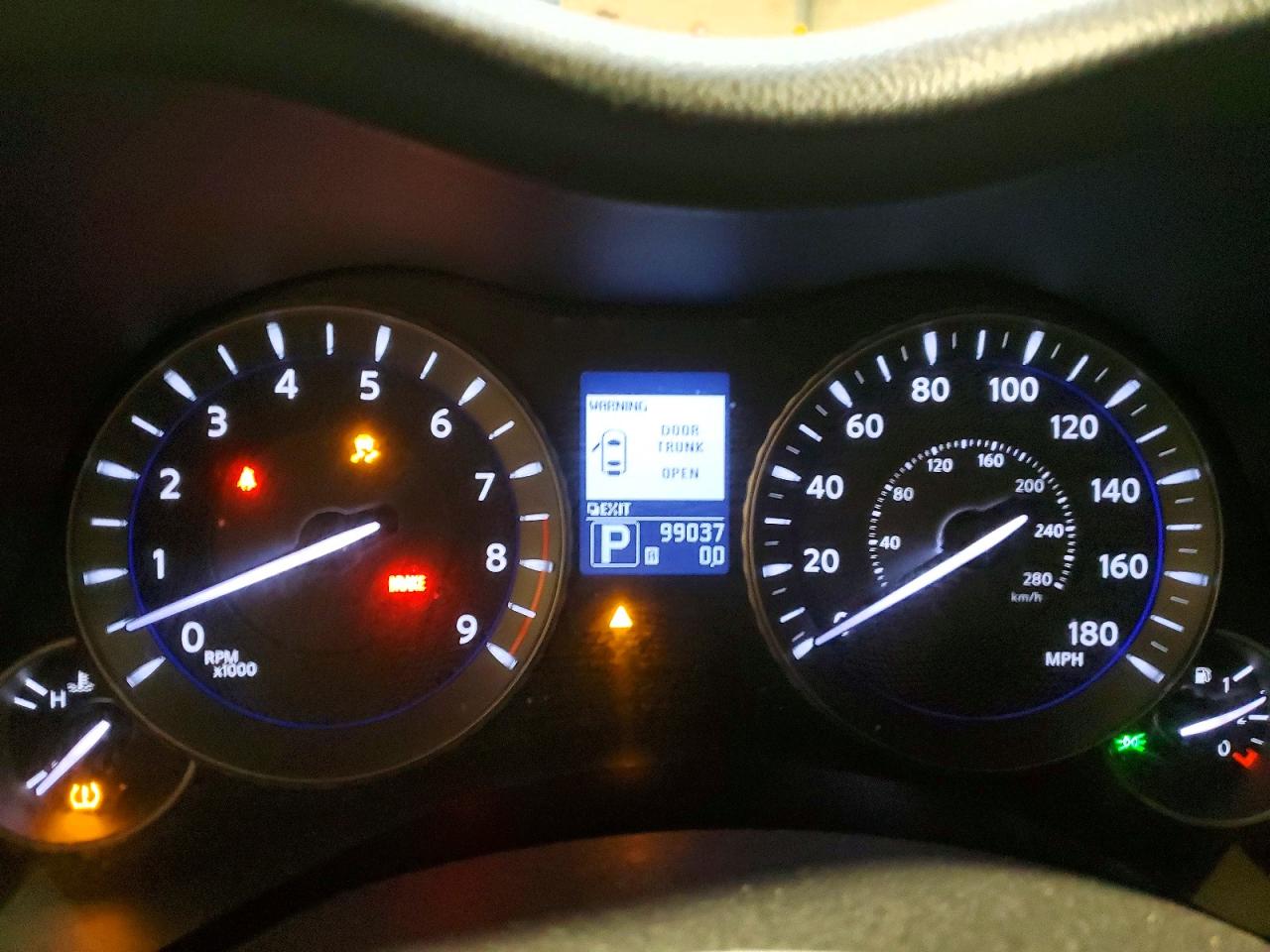 2013 INFINITI M37 X photo 9