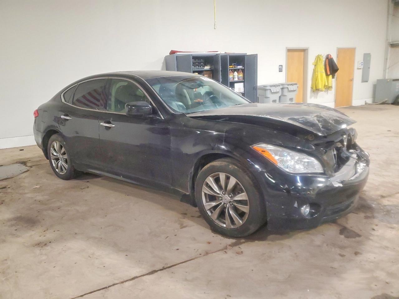 2013 INFINITI M37 X photo 4