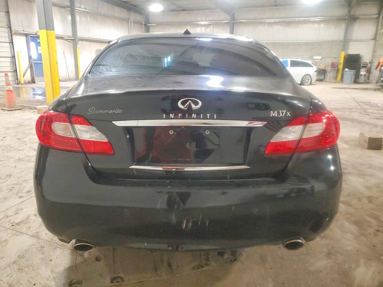 2013 INFINITI M37 X photo 6