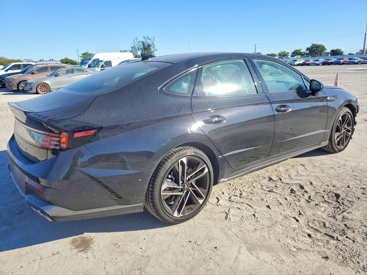 2025 HYUNDAI SONATA N LINE photo 3