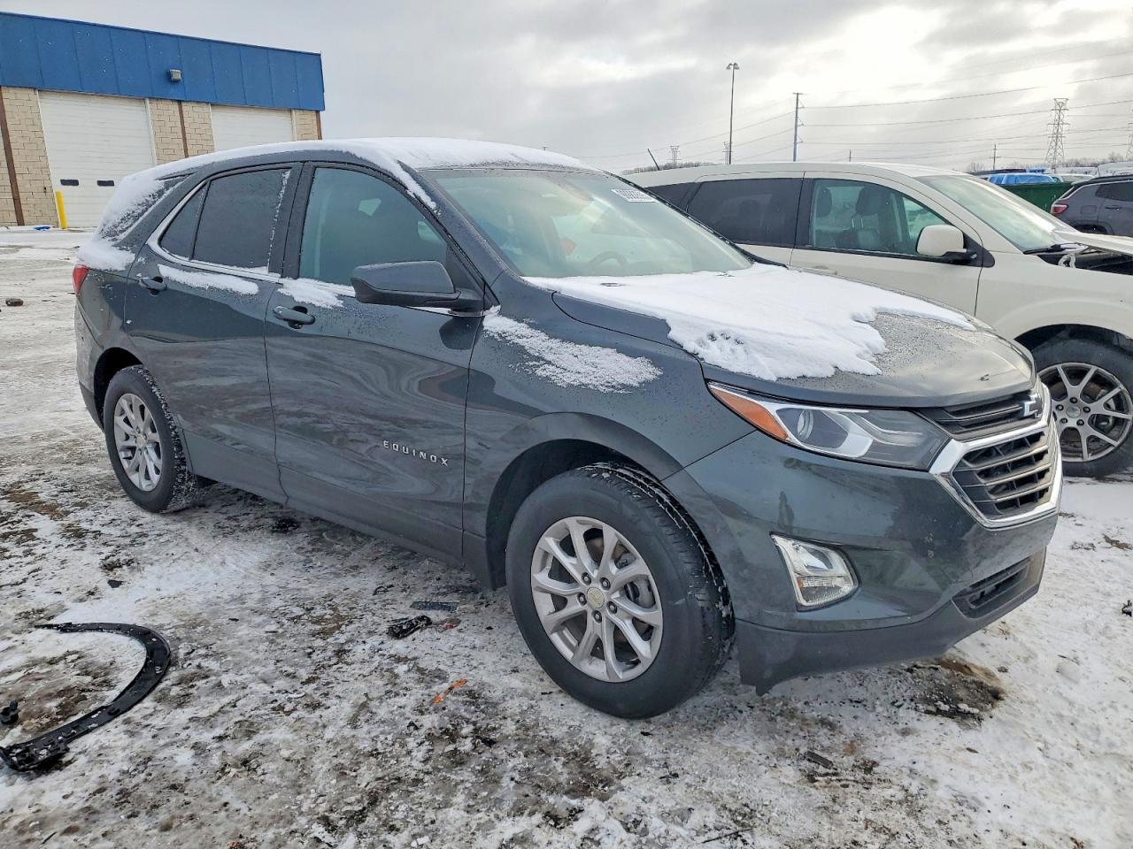 2021 CHEVROLET EQUINOX LT photo 4