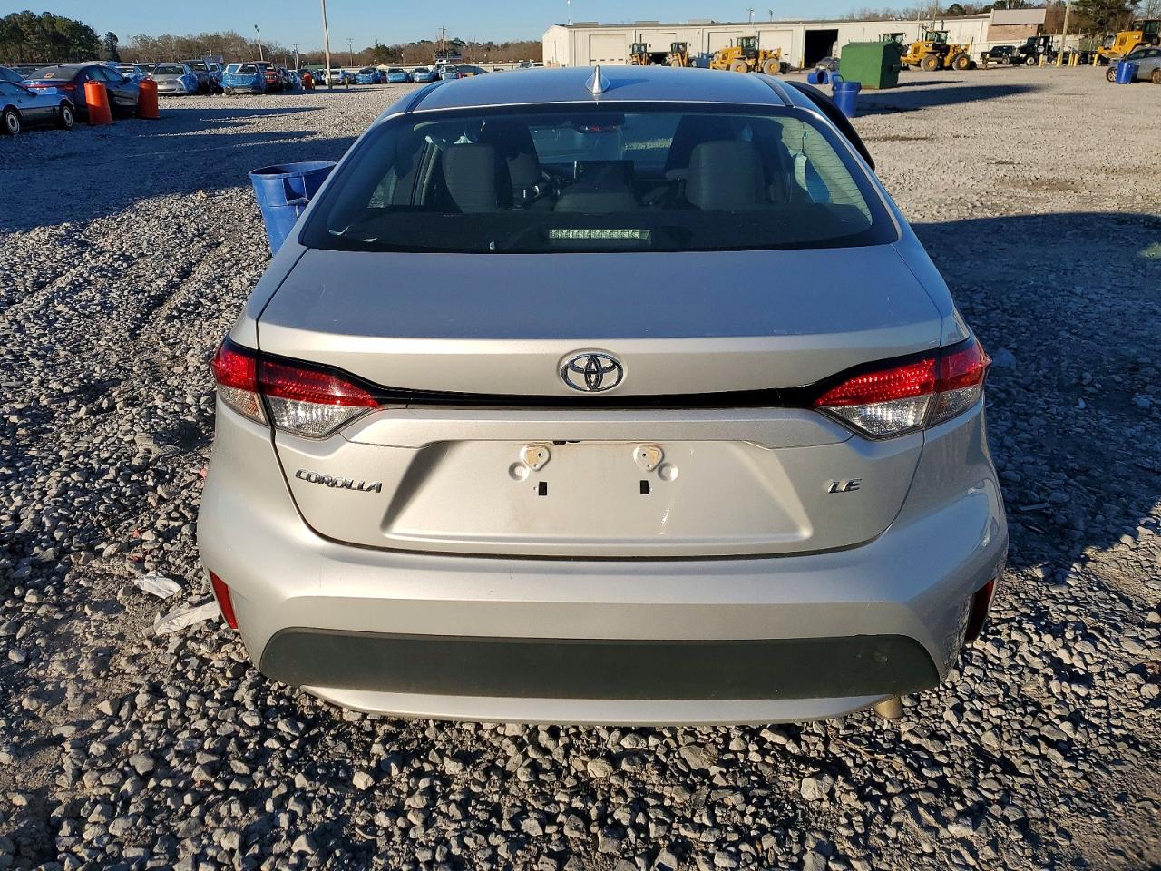 2022 TOYOTA COROLLA LE photo 11