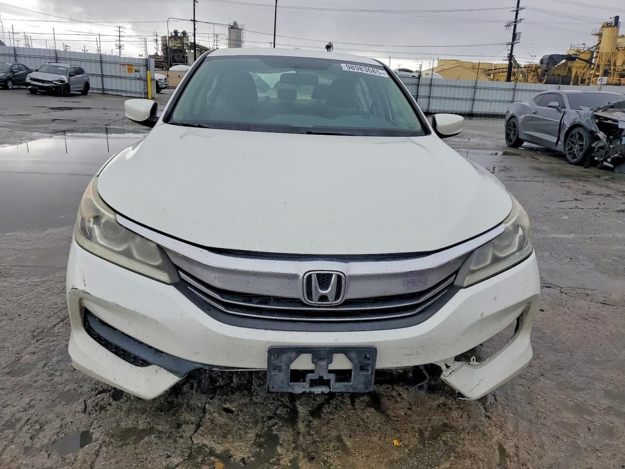 2017 HONDA ACCORD LX photo 5