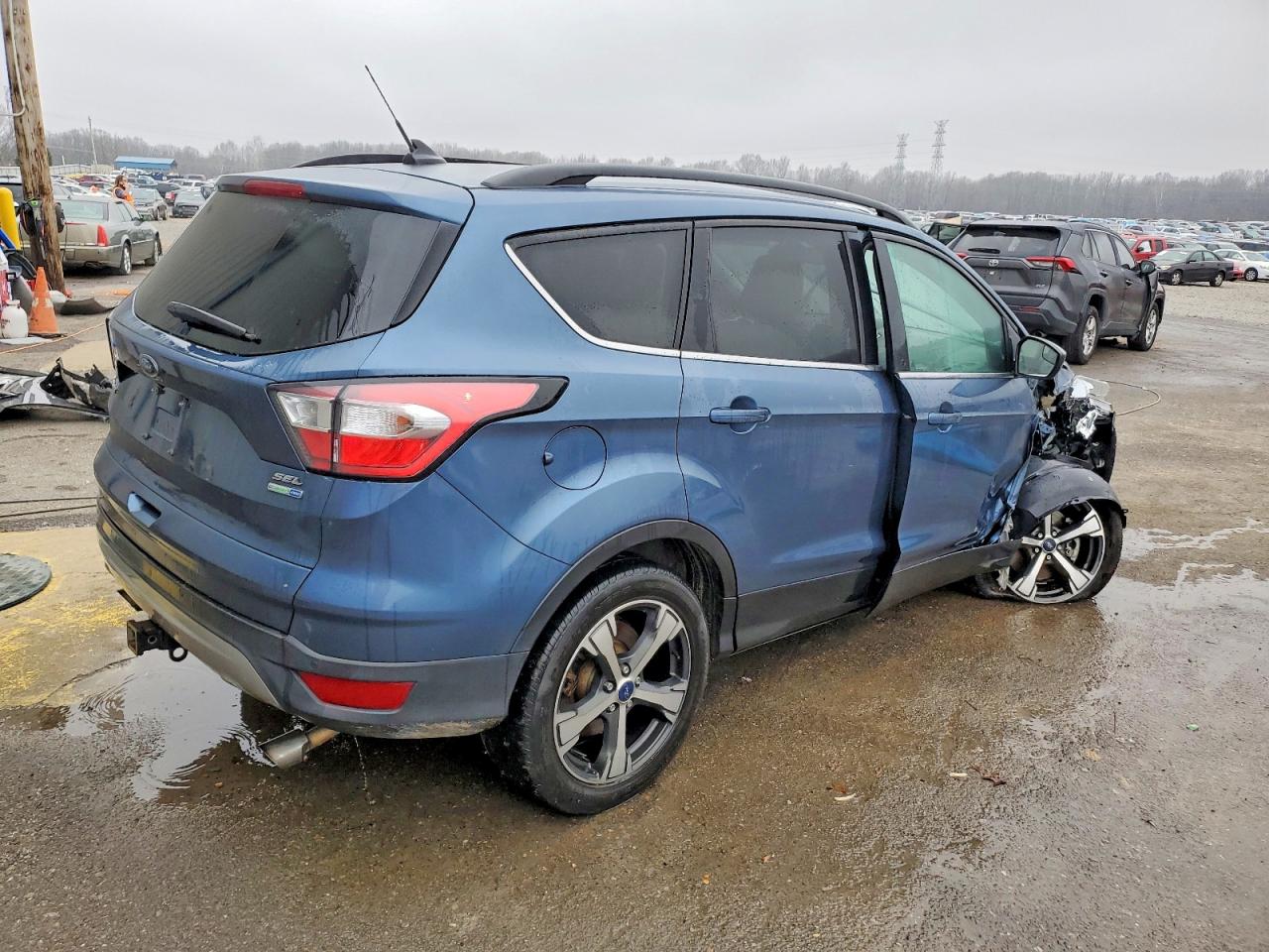 2018 FORD ESCAPE SEL photo 3