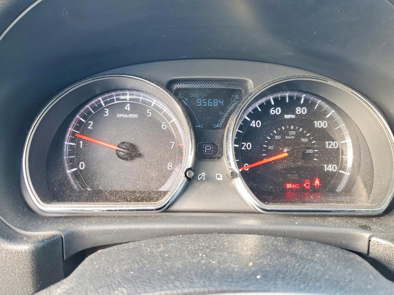 2018 NISSAN VERSA S photo 9