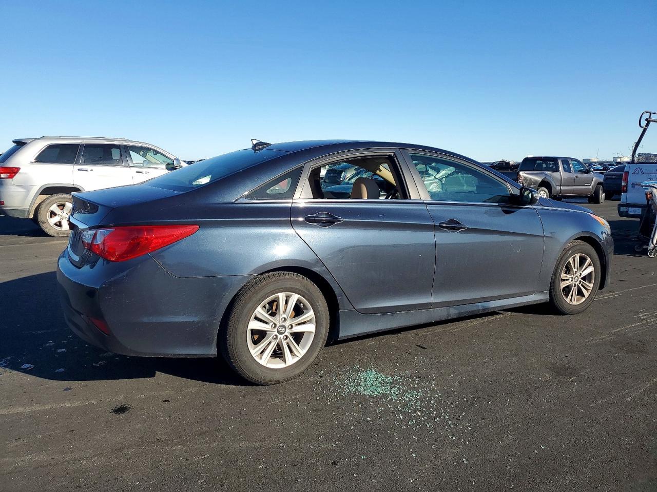2014 HYUNDAI SONATA GLS photo 3