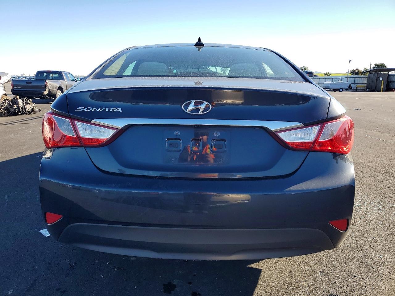 2014 HYUNDAI SONATA GLS photo 6