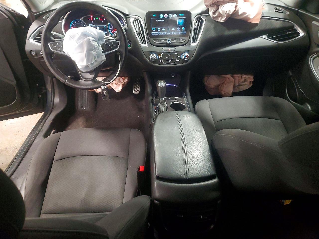 2017 CHEVROLET MALIBU LT photo 15