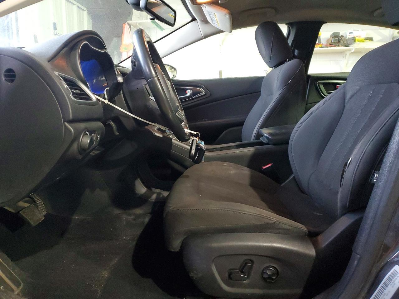 2015 CHRYSLER 200 LIMITED photo 13