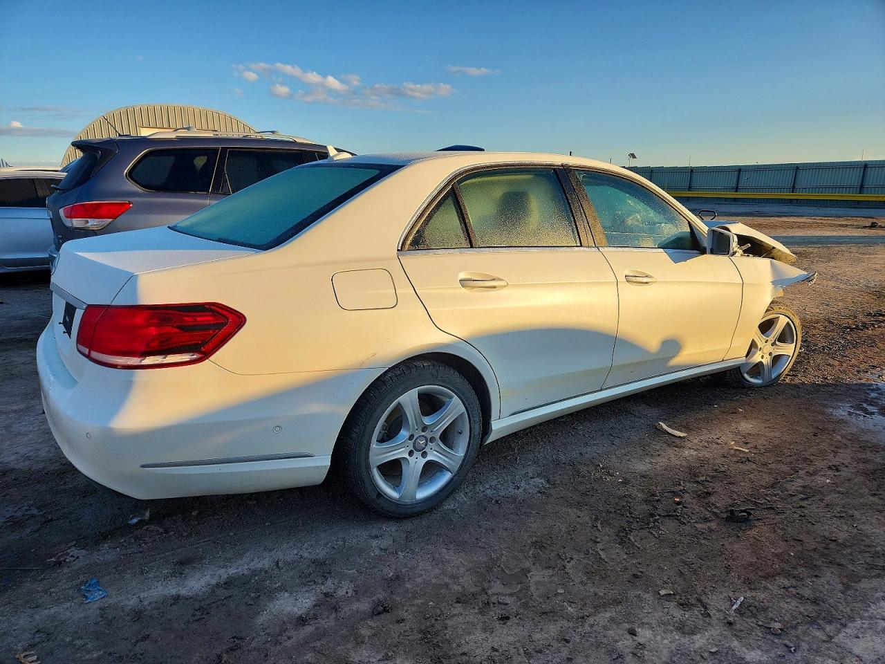 2016 MERCEDES-BENZ E 350 photo 3