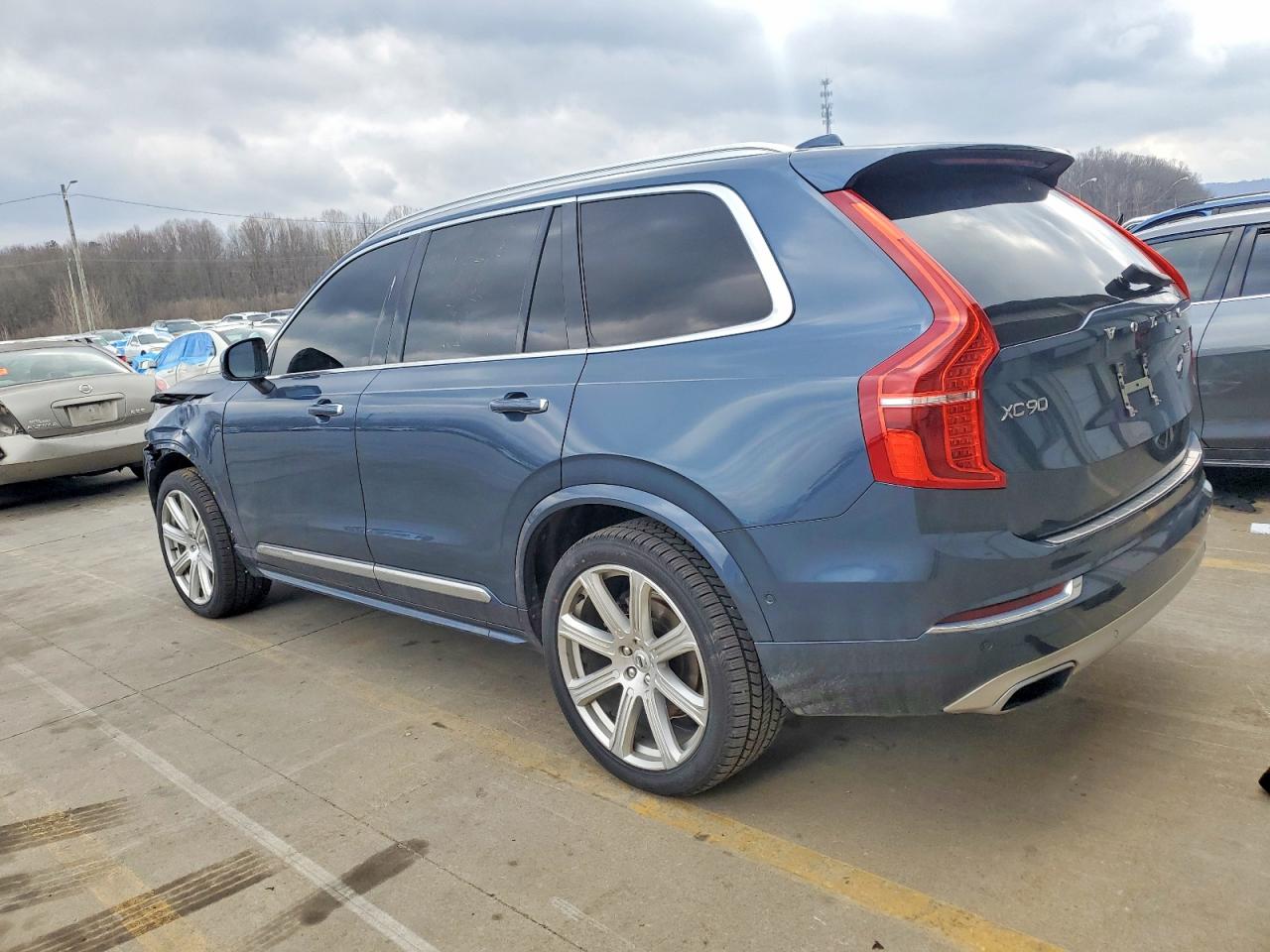 2019 VOLVO XC90 T6 INSCRIPTION photo 2