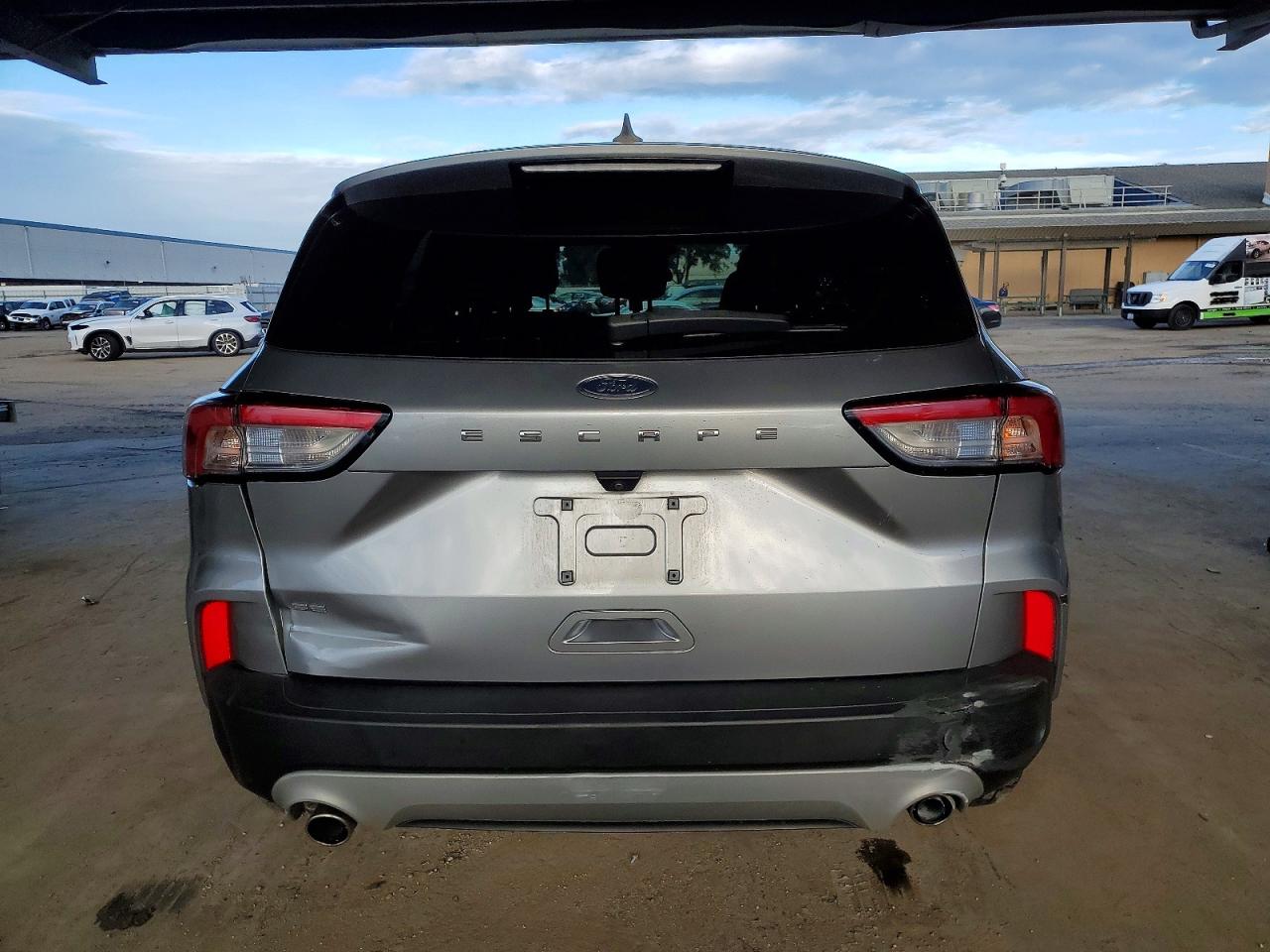 2022 FORD ESCAPE SE photo 11