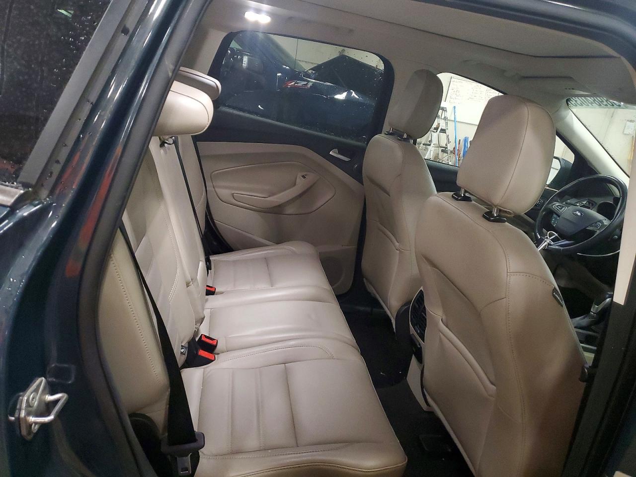 2019 FORD ESCAPE TITANIUM photo 11