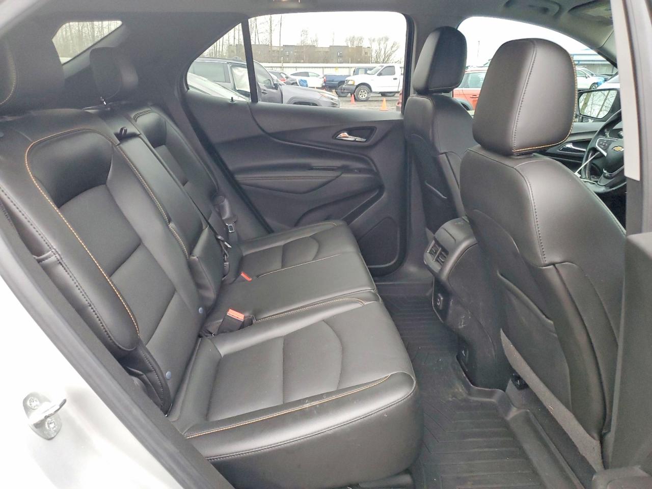 2020 CHEVROLET EQUINOX PREMIER photo 11